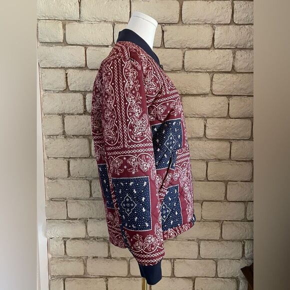Levi's Women's Burgundy and Navy Patterned Bomber Jacket - Picture 5 of 12